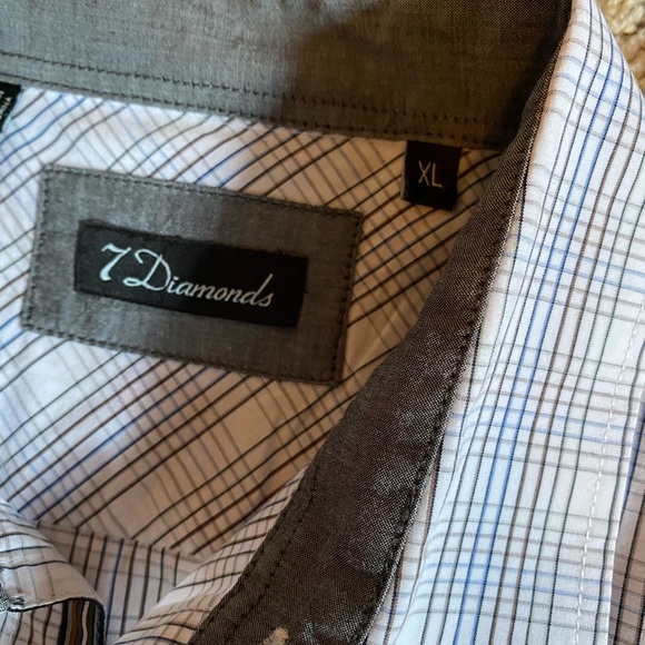 Men’s short sleeve button up - Picture 6 of 8